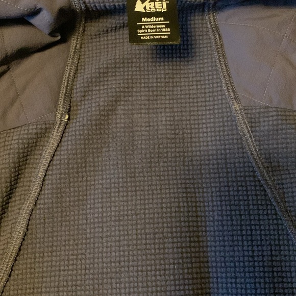 REI Swiftland Insulated Running Jacket - Picture 8 of 10